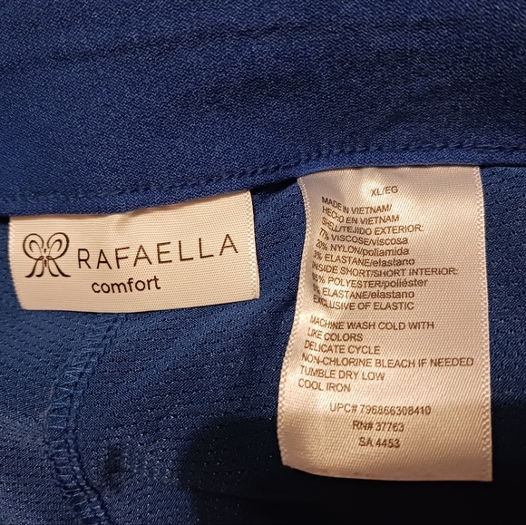 Skort - Picture 3 of 4